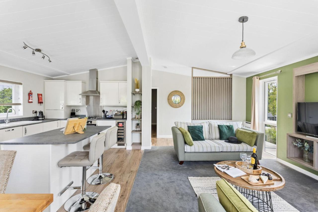 Rose Lodge, 21 Roadford Lake Lodges Lifton Εξωτερικό φωτογραφία
