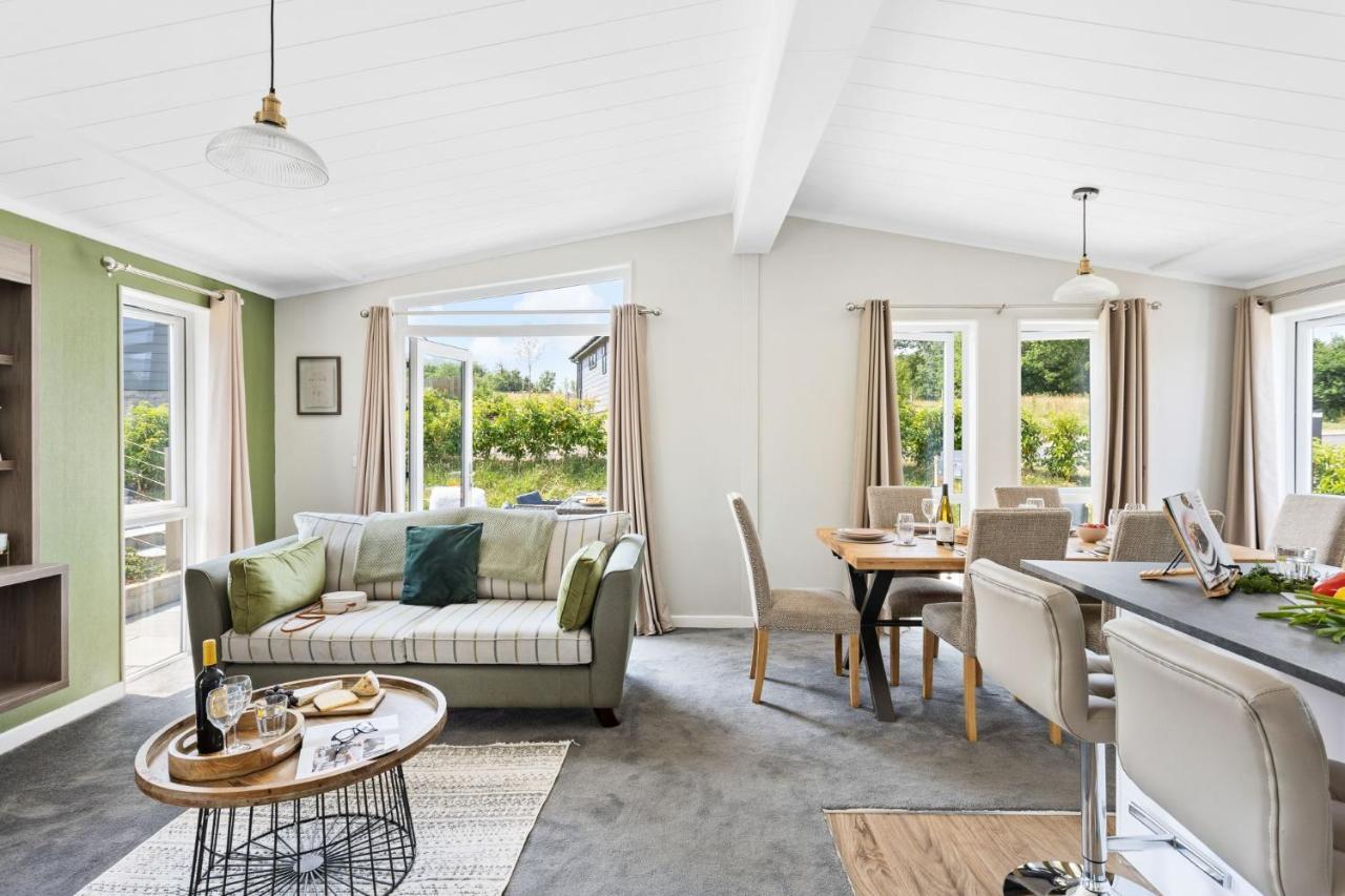 Rose Lodge, 21 Roadford Lake Lodges Lifton Εξωτερικό φωτογραφία