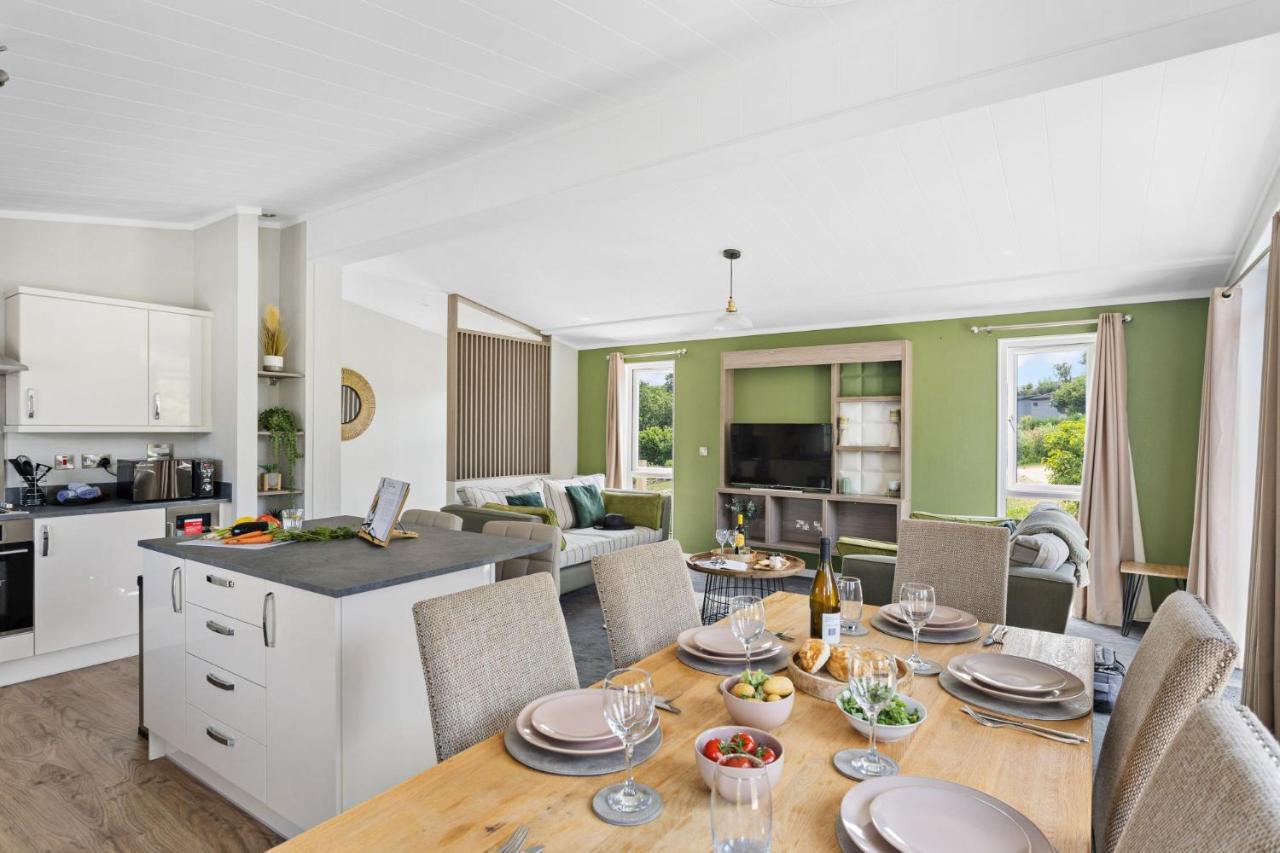 Rose Lodge, 21 Roadford Lake Lodges Lifton Εξωτερικό φωτογραφία